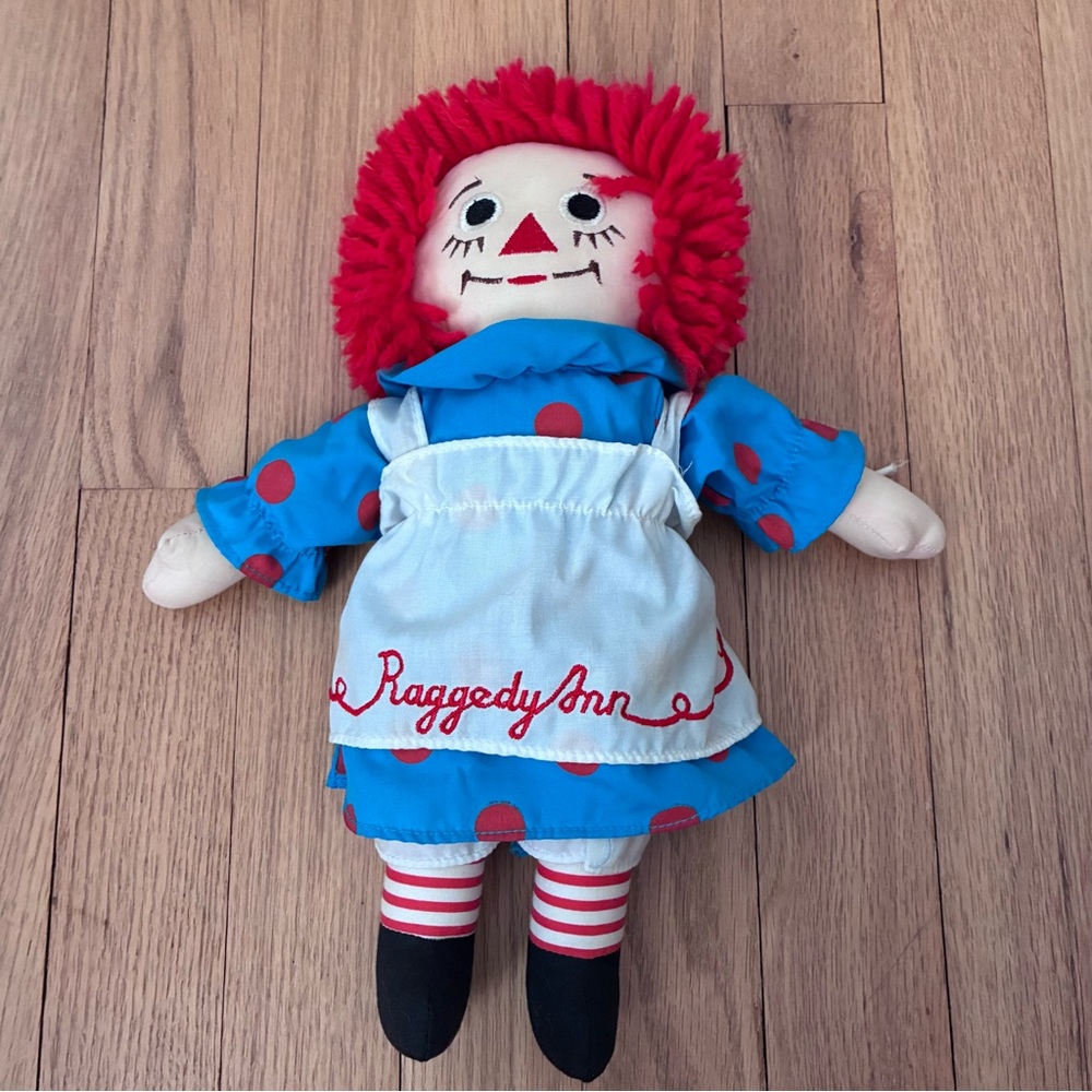 Vintage 13 inch Raggedy Ann Cloth Doll, Applause. Circa 1990